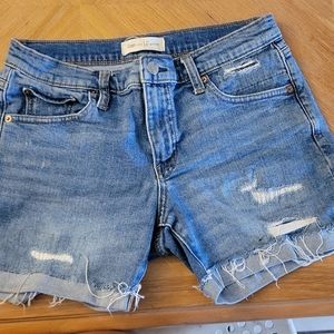 Gap Jean shorts size 27